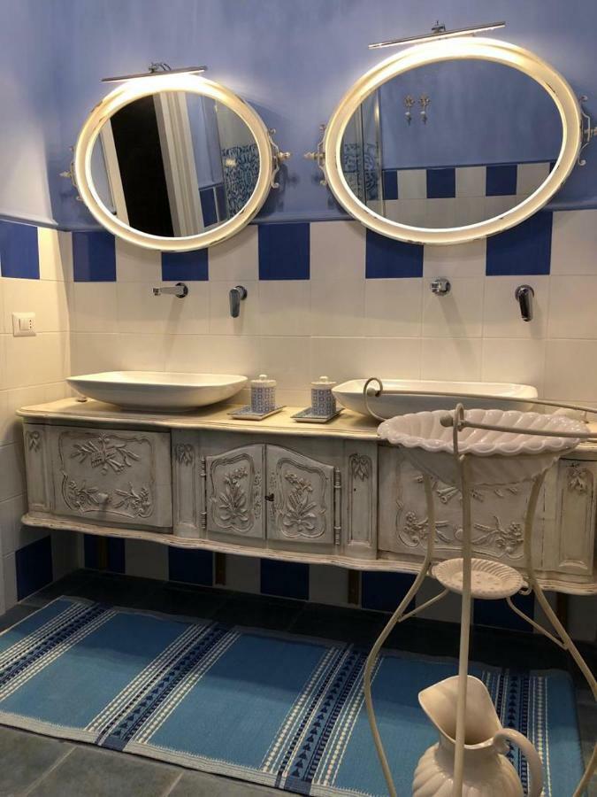 ホテル Le Stanze Del Borgo ネットゥーノ エクステリア 写真