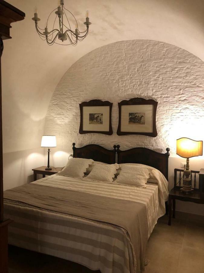 ホテル Le Stanze Del Borgo ネットゥーノ エクステリア 写真