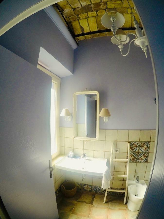 ホテル Le Stanze Del Borgo ネットゥーノ エクステリア 写真